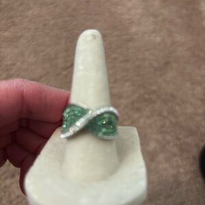 925 Beautiful Sparkle Ring Size 7 Excellent Preowned Condition